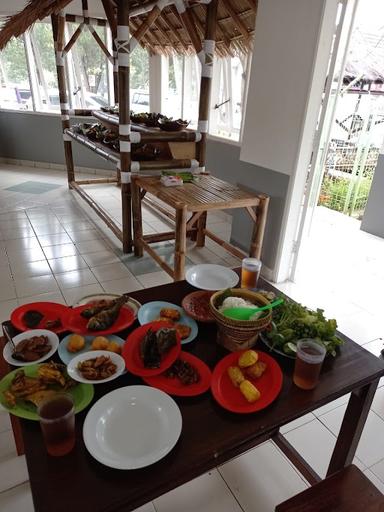 RM DAPUR TEH HAJI PURWAKARTA KHAS SUNDA