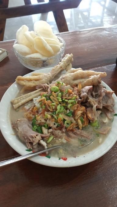 SOTO AYAM KAMPUNG IBU NENA