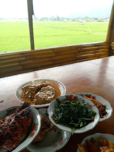 RUMAH MAKAN PALANTA BAMBU