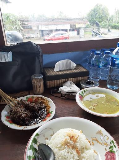 WARUNG SATE TRETAN