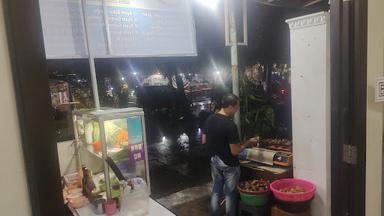 BAKMI SEAFOOD HAMDAN