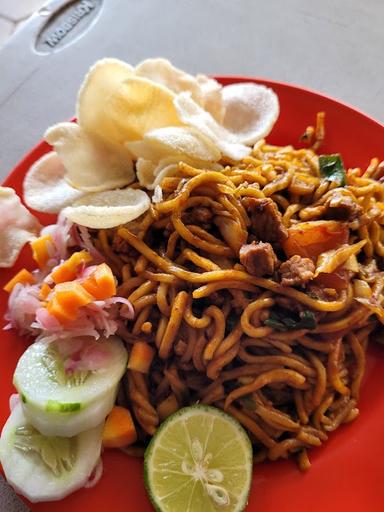 MIE ACEH IWAN GM