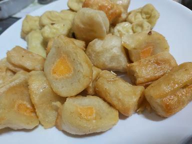 PEMPEK YUKWIK