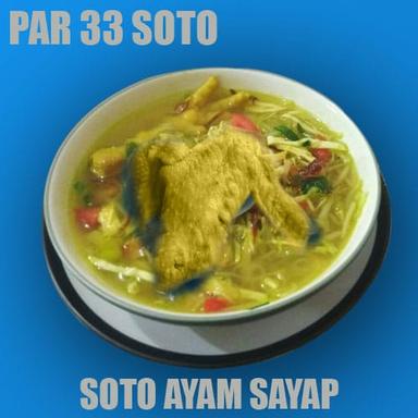 SOTO AYAM MBAK NUR BAWAH POHON