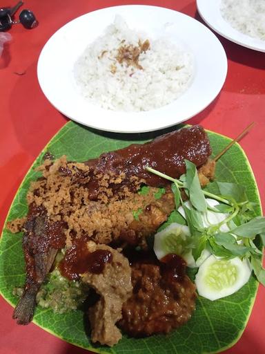 WARUNG LAMONGAN SAMBAL 3 RASA