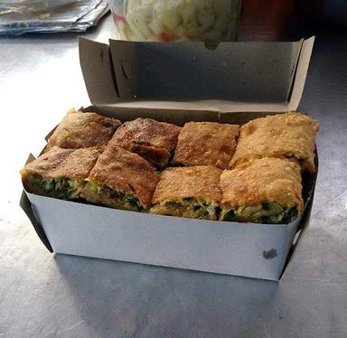 MARTABAK AZRA SABAR MENANTI