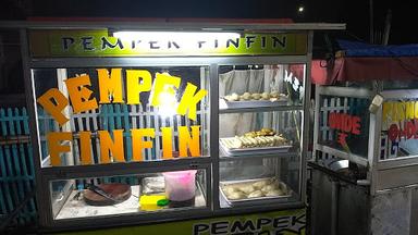 PEMPEK FINFIN