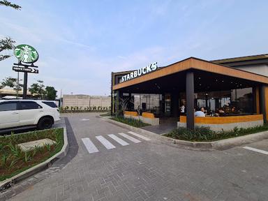 STARBUCKS DRIVE THRU SEDAYU CITY