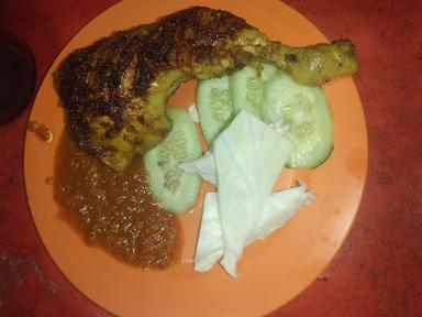 AYAM DAN IKAN BAKAR 04