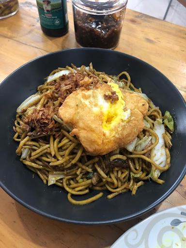 DAPUR SORODO MANADO - SEDAYU CITY KELAPA GADING