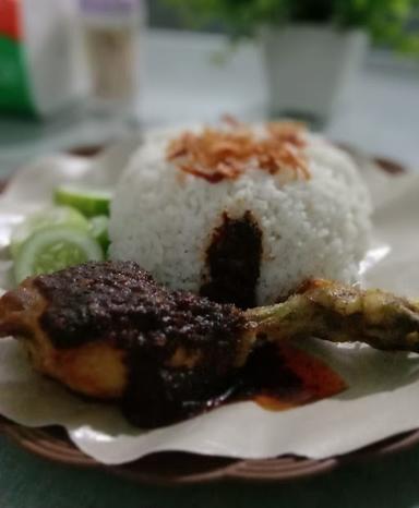 NASI BEBEK AMAN