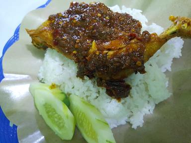 NASI BEBEK AYAM PENYET SARNOTO MADURA