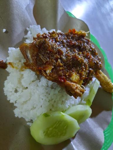 NASI BEBEK AYAM PENYET SARNOTO MADURA