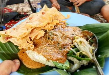 NASI PECEL BU NINIK