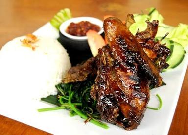 PECEL LELE AYAM KREMES MAS GALUH