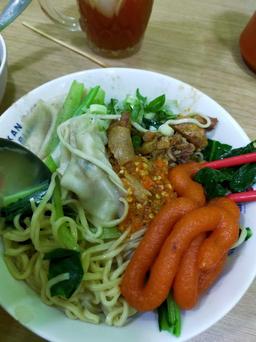 Photo's Pondok Mie Ayam Bakso (Sule)