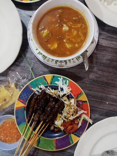 RM.SATE KUDA MBAH GOWER DAN SEAFOOD