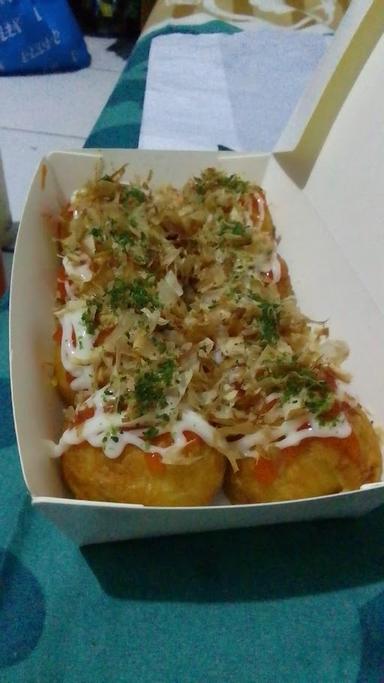 TAKOYAKI BUNDA KENZO, PULO JAHE