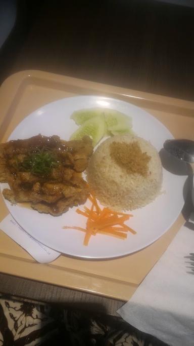 TOP CHICKEN RICE JGC