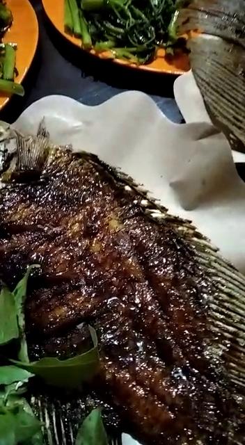 AYAM BAKAR PAK D SIDOKARE