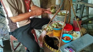 KUPANG LONTONG SATE KERANG CAK TO