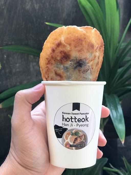 MYEONGDONG TOPOKKI & HOTTEOK