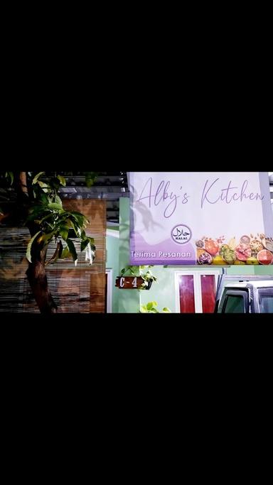 RUJAK & SALAD BUAH ALBY'S KITCHEN