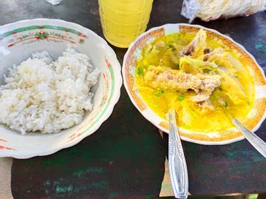 SOTO AYAM LAMONGAN MBAK FIFI