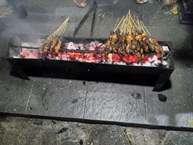 SATE AYAM MADURA