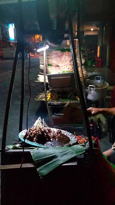 SATE AYAM MADURA