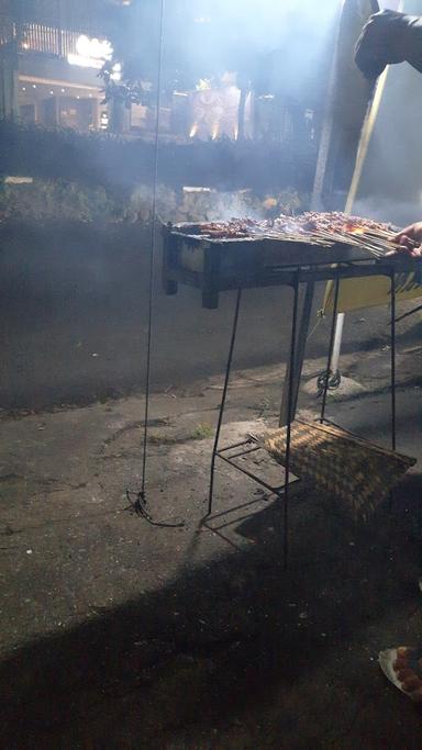 SATE AYAM MADURA BANG ROKHIM