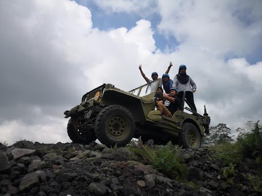 ANGKRINGAN PESONA MERAPI