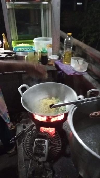 BAKMI AYU