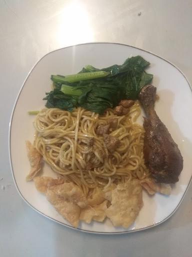 MIE AYAM GORENG CANGKRINGAN