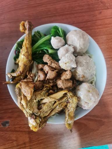 MIE AYAM GORENG CANGKRINGAN