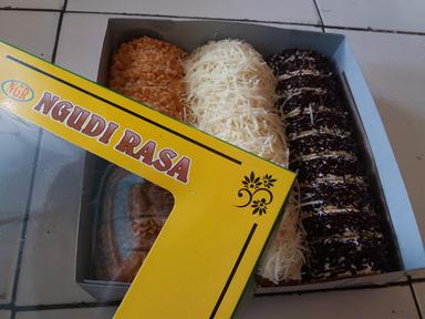 CAKE SHOP NGUDI RASA