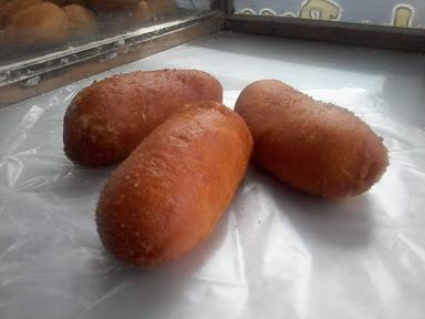 DONAT KETAN