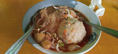 MIE BAKSO TETELAN D VALVIN