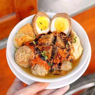 BASO WONG DEWEK