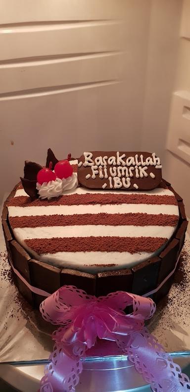 IBU YOYOH CAKE