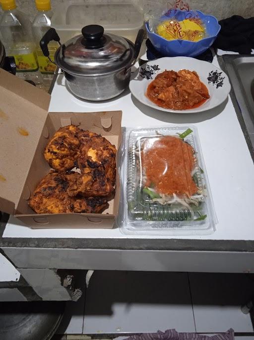 AYAM BAKAR TALIWANG KHAS NTB IBU ATIKAH