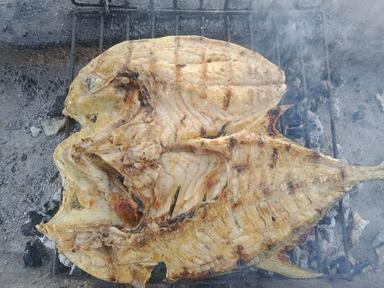 BAKAR IKAN BALEBAT