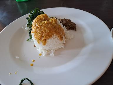 RUMAH MAKAN. SAIYO BARU