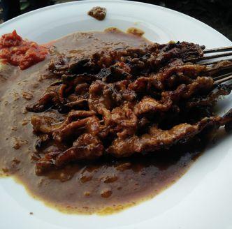 SATE MADURA. PS. CIKERETEG, CAK IAN