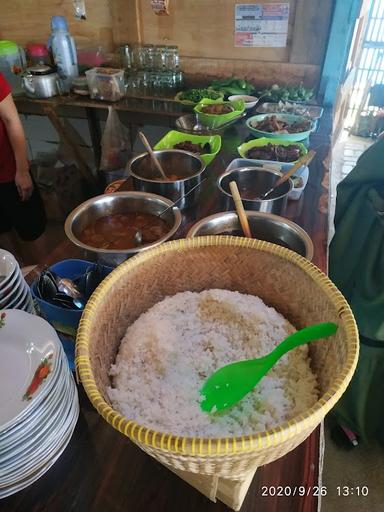 WARUNG NASI KHAS SUNDA IBU NYAI