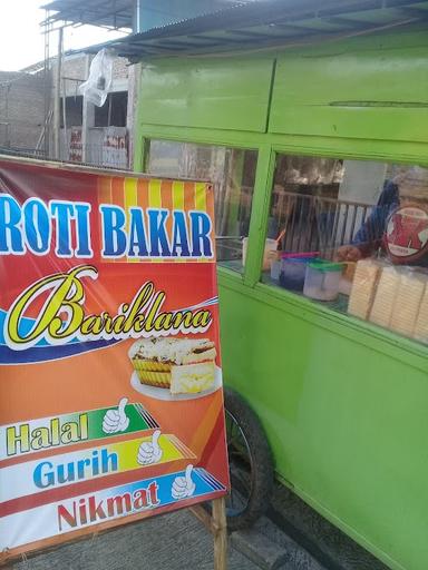 ROTI BAKAR BARIKLANA