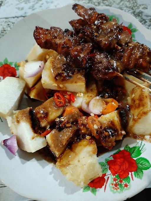 SATE AYAM JEGER