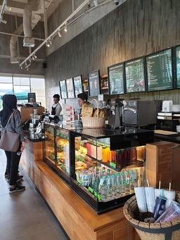 Photo's Starbucks - Green Pramuka