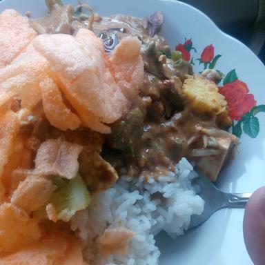 GADO GADO ATING