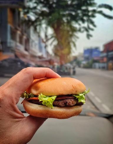 INI BURGER RAWASARI